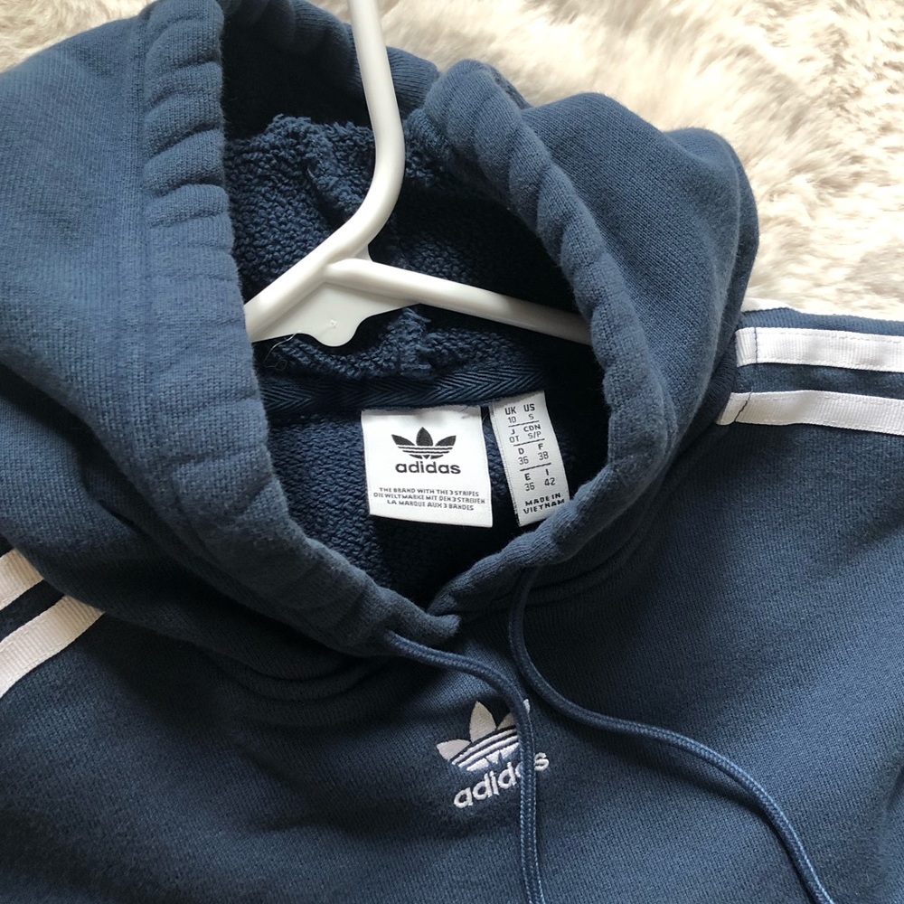 Adidas cropped hoodie - Picture 3 of 4